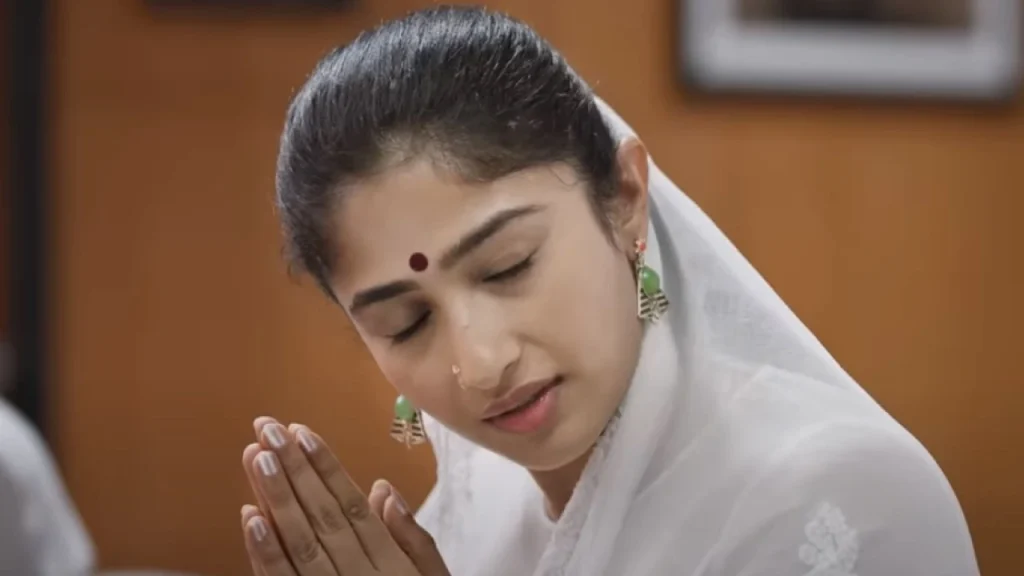 Vanangaan Roshni Prakash Tamil Movie